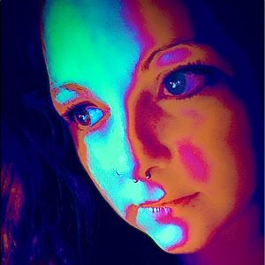 Meet your Posher, Roberta